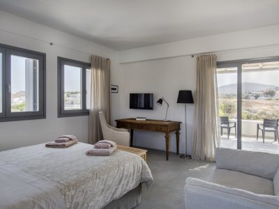 Villa Dolce in Paros by Olive Villa Rentals