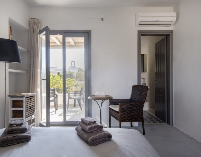 Villa Dolce in Paros by Olive Villa Rentals