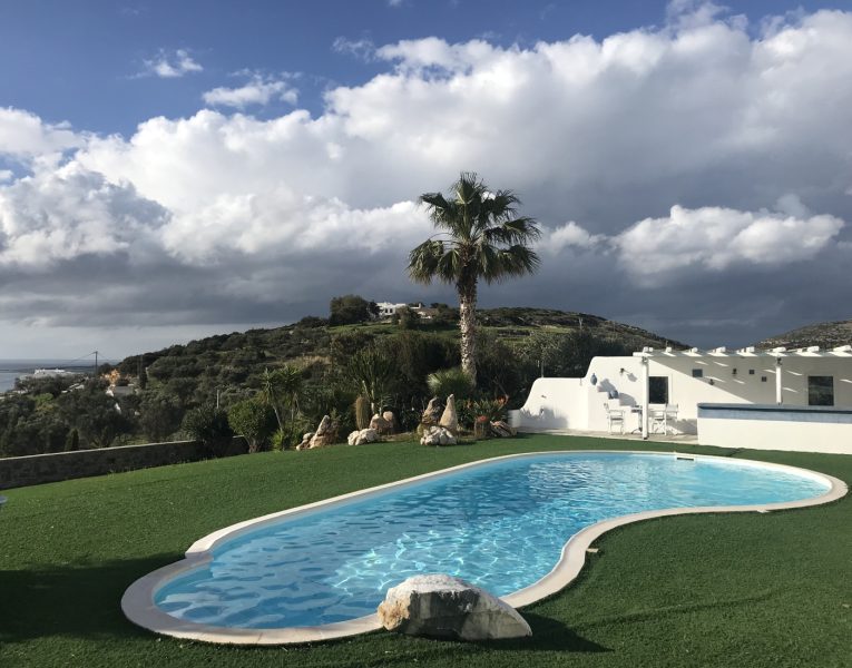 Villa-Intime-Paros-by-Olive-Villa-Rentals-pool-area