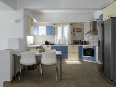 Villa-Intime-Paros-by-Olive-Villa-Rentals-kitchen