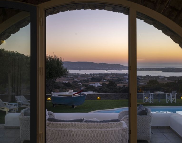 Villa-Intime-Paros-by-Olive-Villa-Rentals-sunset-views