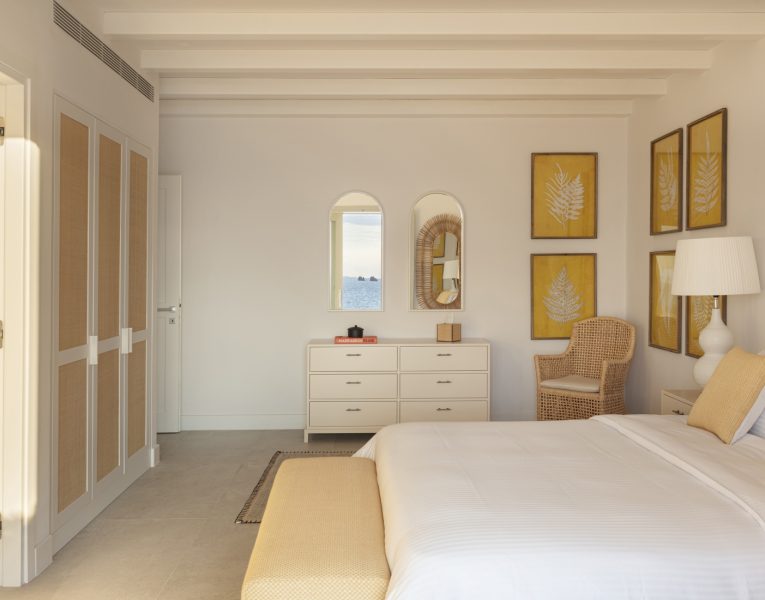 Villa-Skyness-Paros-by-Olive-Villa-Rentals-bedroom