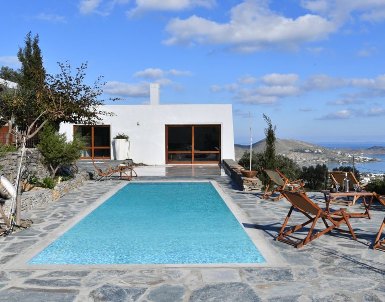 Villa Sunflower in Paros by Olive Villa Rentals