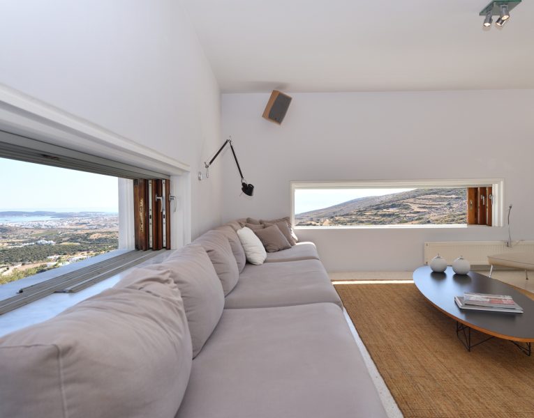 Villa Sunflower in Paros by Olive Villa Rentals