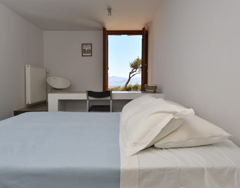 Villa Sunflower in Paros by Olive Villa Rentals