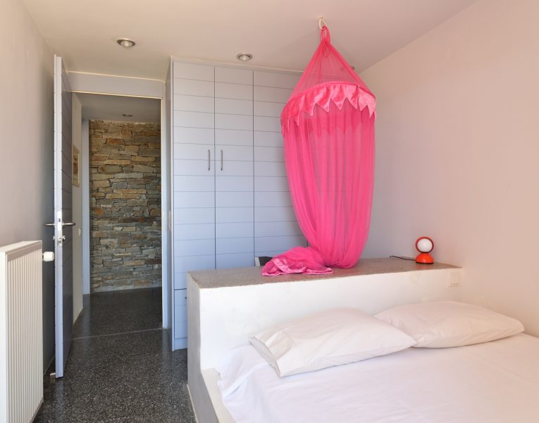 Villa Sunflower in Paros by Olive Villa Rentals