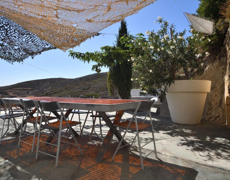 Villa Sunflower in Paros by Olive Villa Rentals