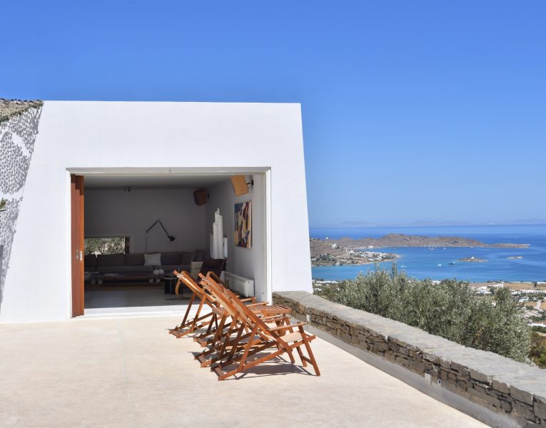 Villa Sunflower in Paros by Olive Villa Rentals