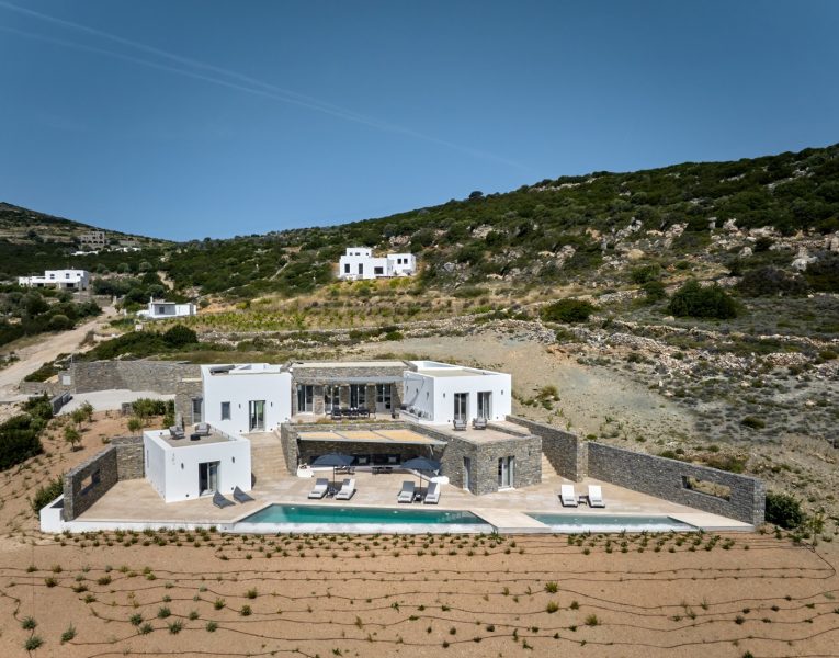 Villas Abrielle in Paros by Olive Villa Rentals