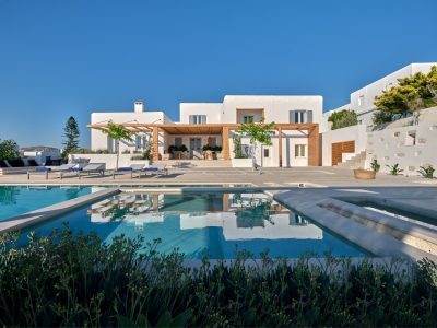 Villa Amiata in Paros by Olive Villa Rentals