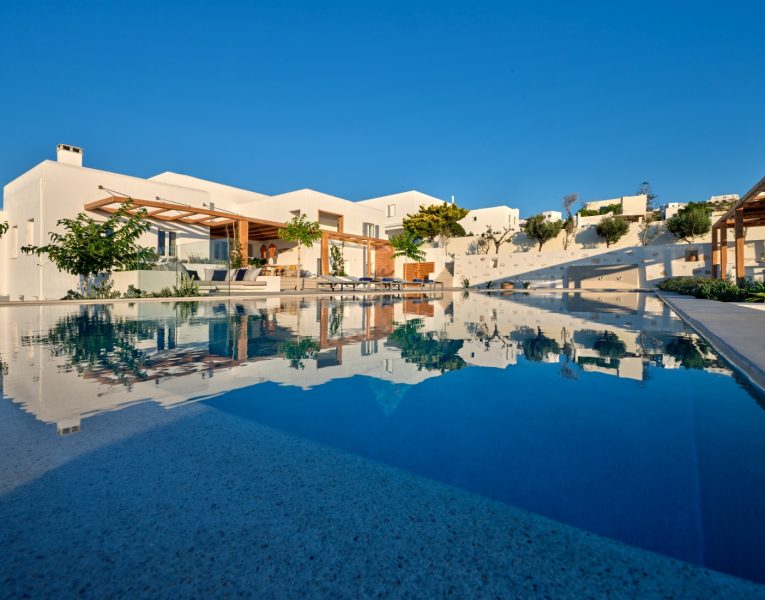 Villa Amiata in Paros by Olive Villa Rentals