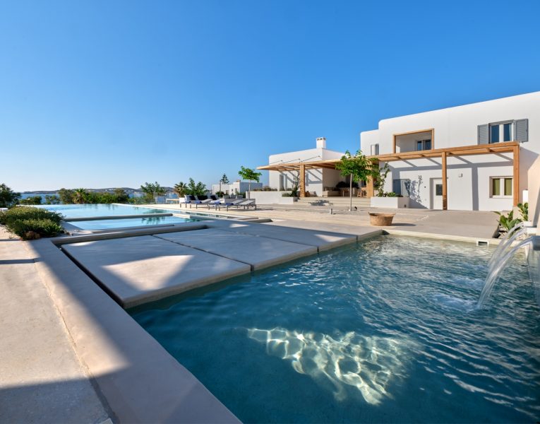 Villa Amiata in Paros by Olive Villa Rentals