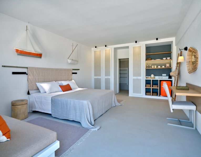 Villa Amiata in Paros by Olive Villa Rentals