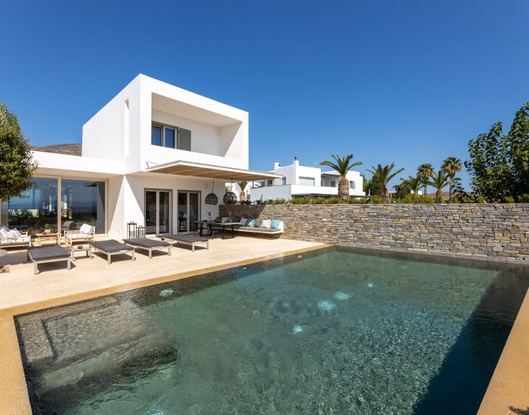 Villa Girella in Paros by Olive Villa Rentals