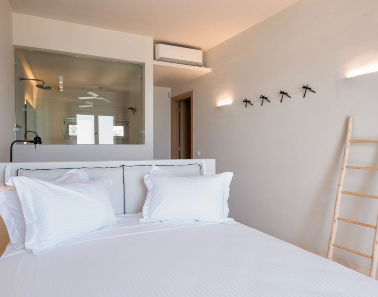 Villa Girella in Paros by Olive Villa Rentals