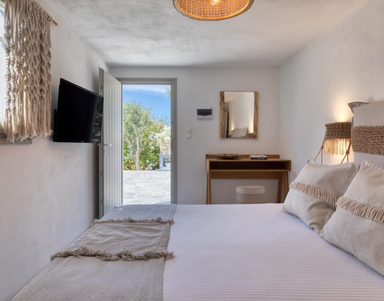 Villa Malin in Paros by Olive Villa Rentals