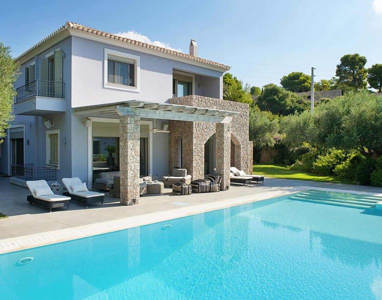 Villa- Cilegia-Porto Heli-by-Olive-Villa-Rentals-pool-area