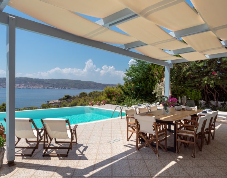 Viila Mneme in Porto Heli by Olive Villa Rentals