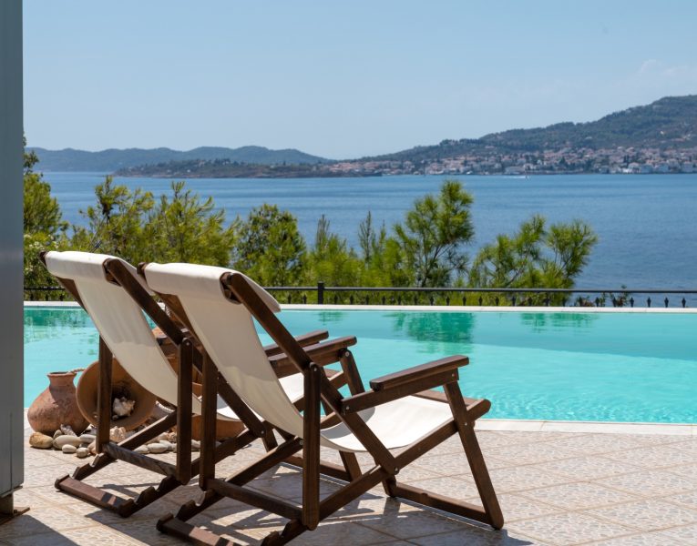 Viila Mneme in Porto Heli by Olive Villa Rentals