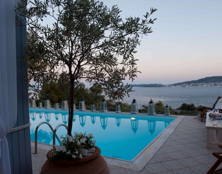 Viila Mneme in Porto Heli by Olive Villa Rentals