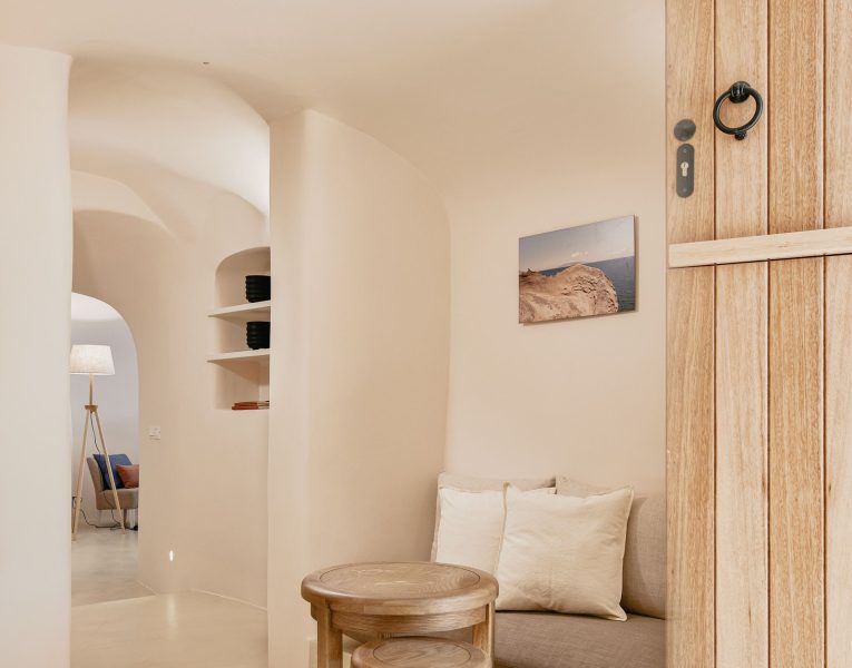 Villa Philia in Santorini by Olive Villa Rentals