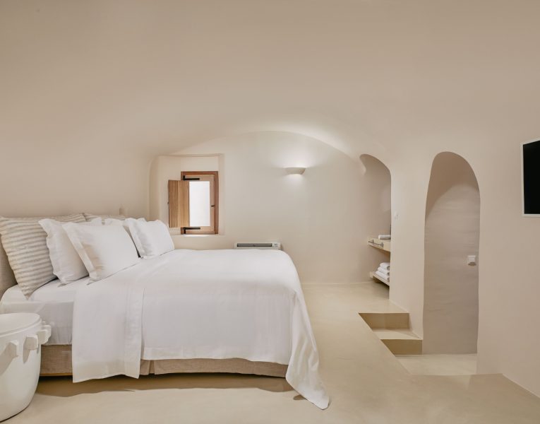 Villa Philia in Santorini by Olive Villa Rentals