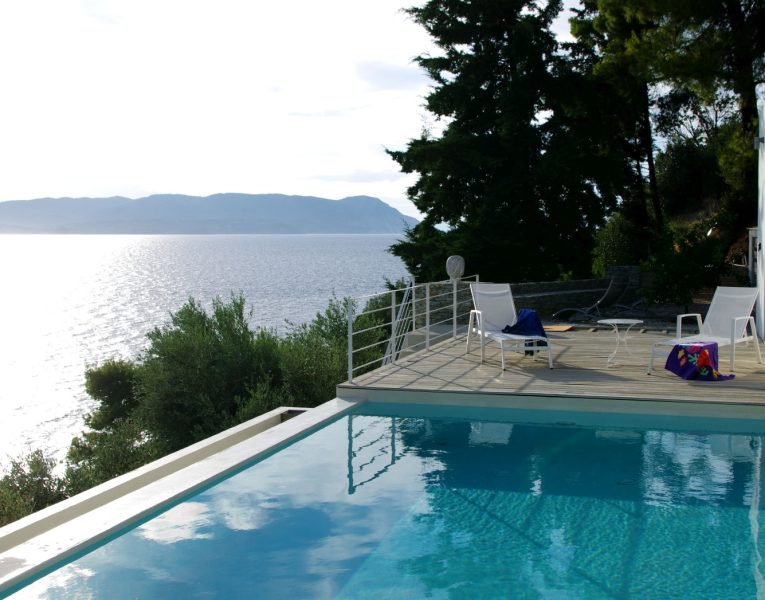 Villa-Breeze-Skopelos-by-Olive-Villa-Rentals-pool-area