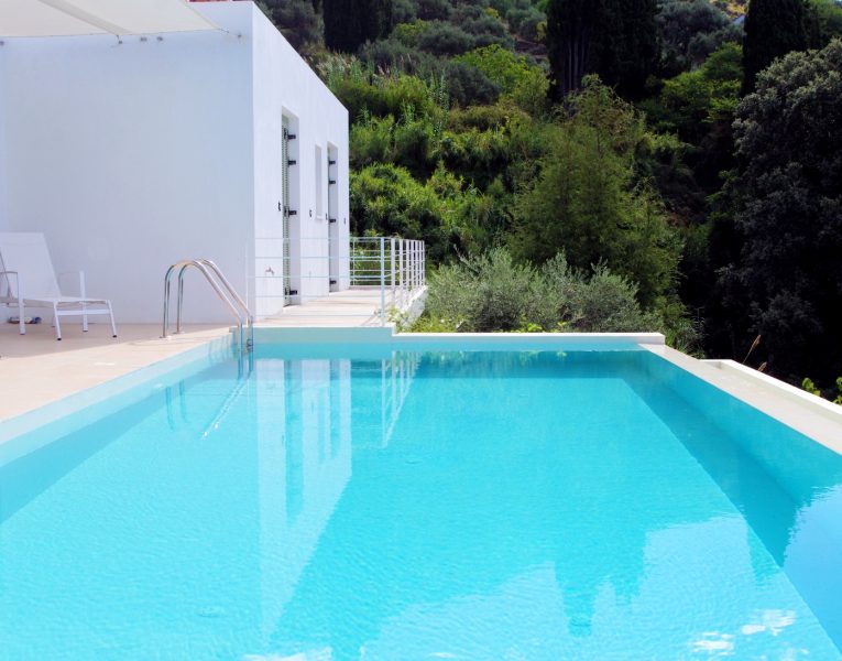 Villa-Breeze-Skopelos-by-Olive-Villa-Rentals--pool-area