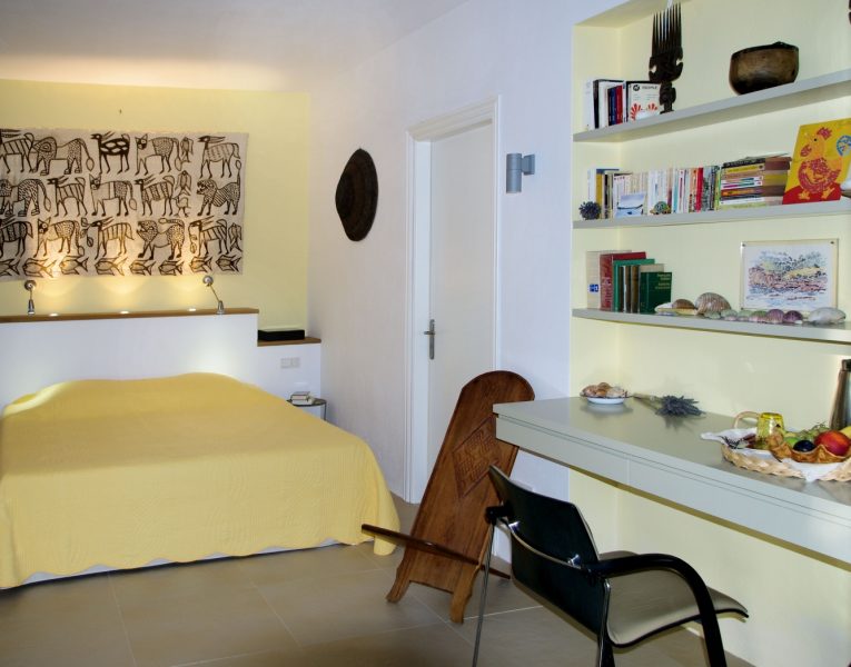 Villa-Breeze-Skopelos-by-Olive-Villa-Rentals-bedroom