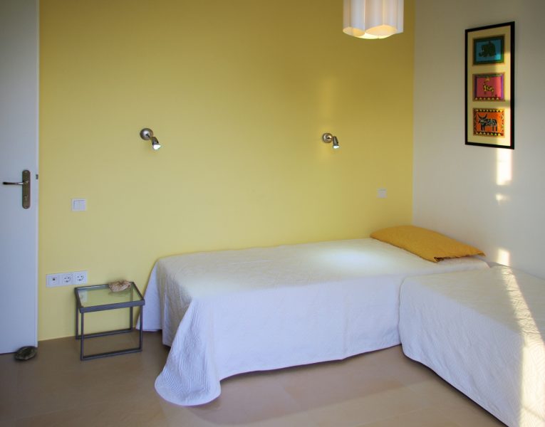 Villa-Breeze-Skopelos-by-Olive-Villa-Rentals-bedroom