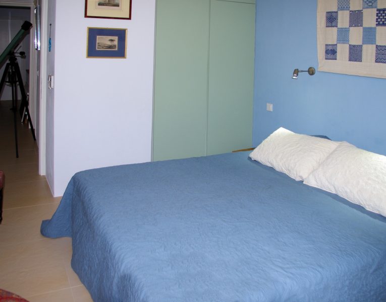 Villa-Breeze-Skopelos-by-Olive-Villa-Rentals-bedroom