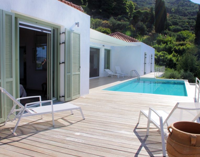 Villa-Breeze-Skopelos-by-Olive-Villa-Rentals-pool-area