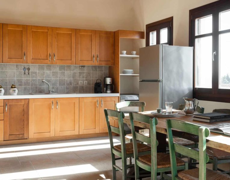 Villa- Blossom-Spetses-by-Olive-Villa-Rentals-kitchen