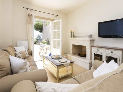 Villa- Lilium -Spetses-by-Olive-Villa-Rentals-lower-level-living-room