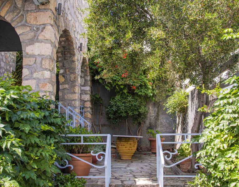 Villa Odele in Spetses by Olive Villa Rentals