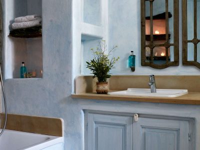 Villa- Lavender -Tinos-by-Olive-Villa-Rentals-bathroom