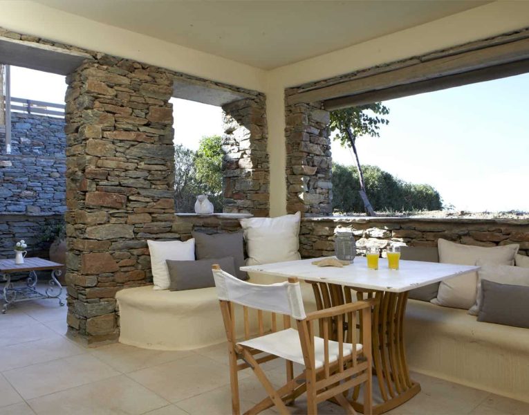 Villa- Lavender -Tinos-by-Olive-Villa-Rentals-exterior-dining-area