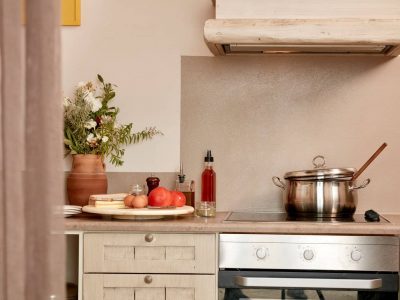 Villa-Levante-Tinos-by-Olive-Villa-Rentals-kitchen
