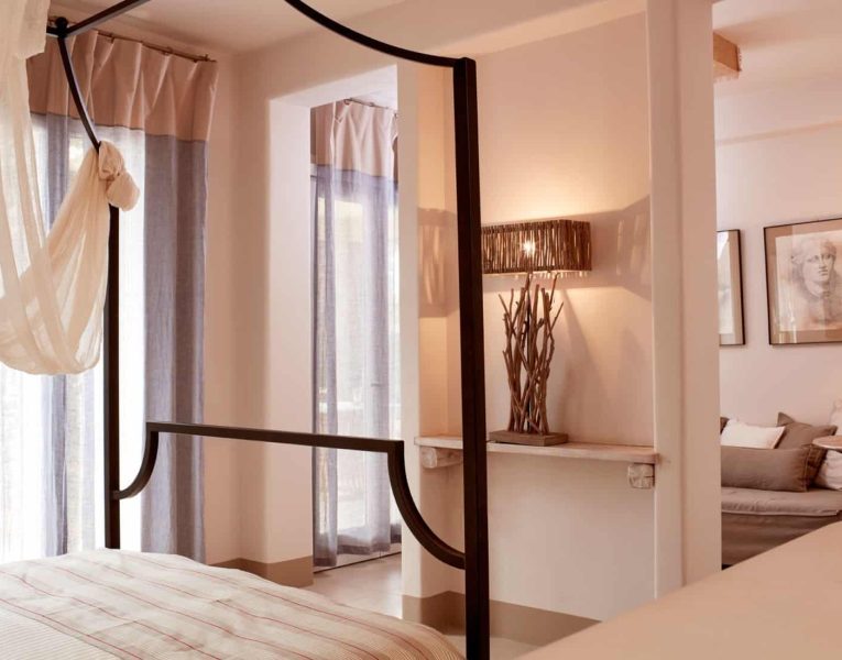 Villa-Levante-Tinos-by-Olive-Villa-Rentals-bedroom