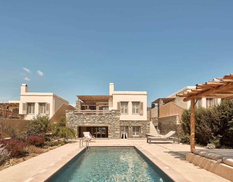 Villa-Libeccio-Tinos-by-Olive-Villa-Rentals-exterior-pool-area