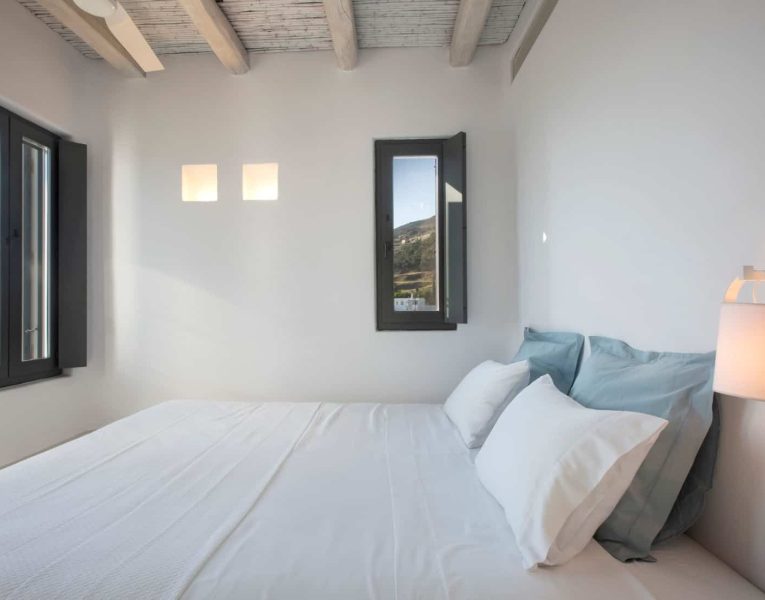 Villa- Serendipity-Tinos-by-Olive-Villa-Rentals-bedroom