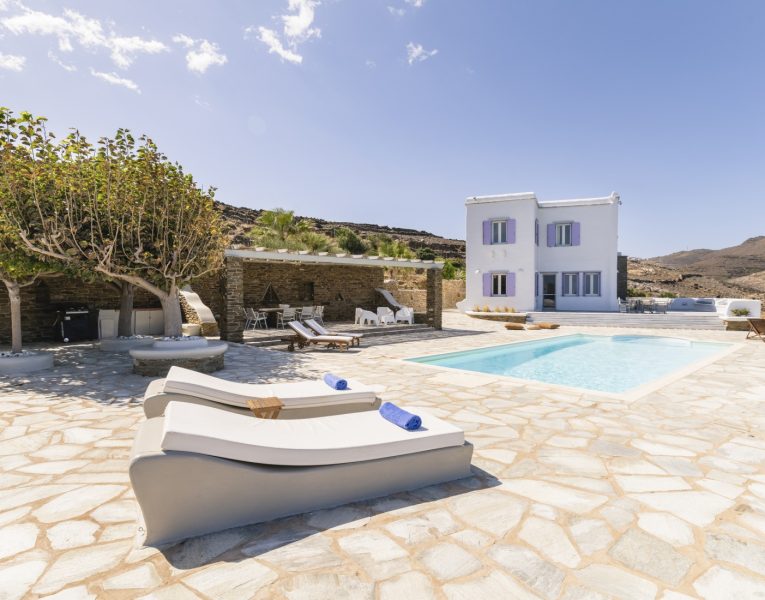 Villa Delia in Tinos by Olive Villa Rentals