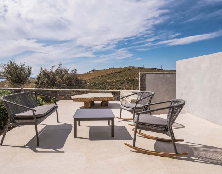 Villa- Isolde-Kea-by-Olive-Villa-Rentals-seating-area