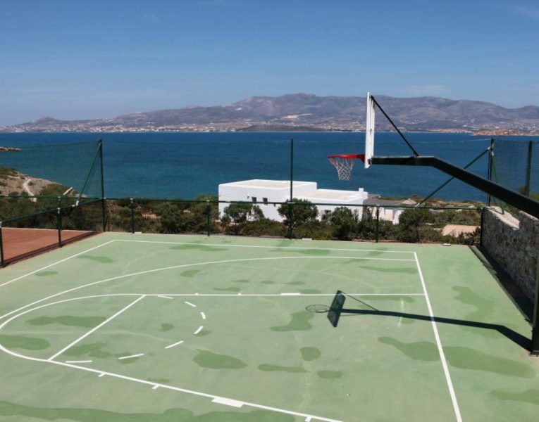 Villa Eurydice in Antiparos Greece, basketball, by Olive Villa Rentals
