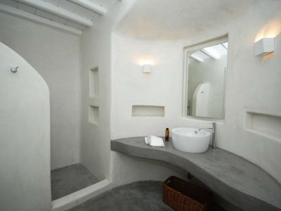 Villa Calanthe in Mykonos Greece, bathroom 5, by Olive Villa Rentals