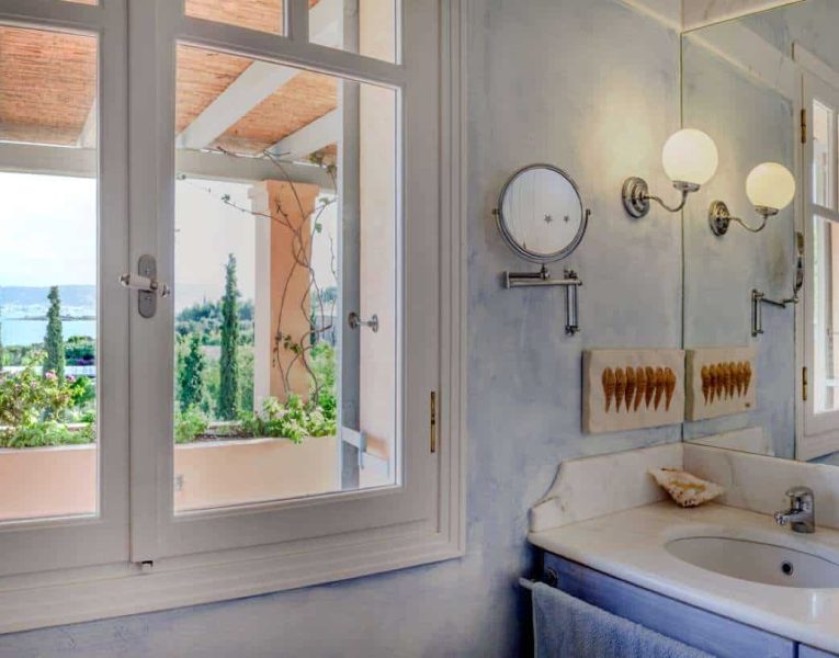 Villa Dantea in Porto Heli Greece, bathroom 3, by Olive Villa Rentals