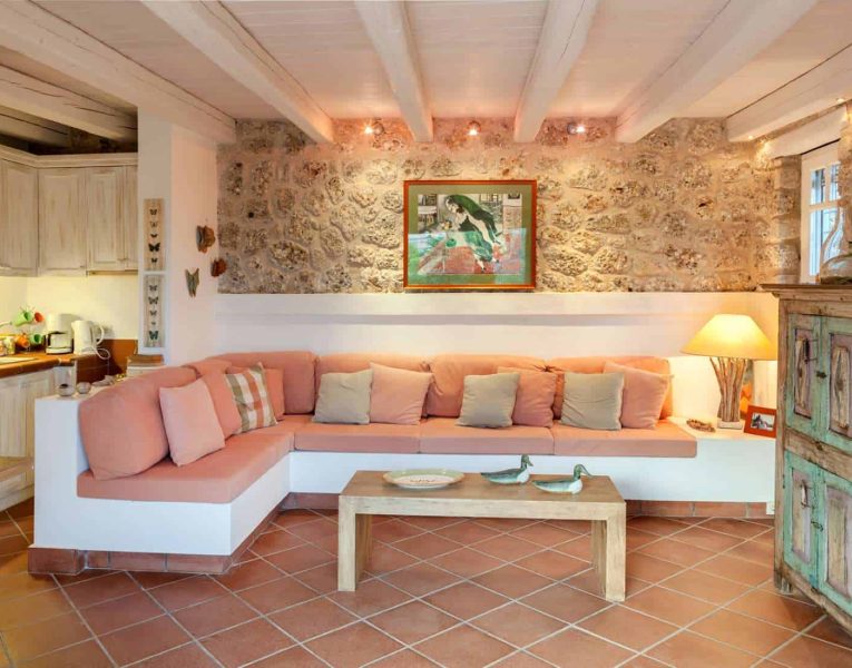 Villa Dantea in Porto Heli Greece, couch 2, by Olive Villa Rentals