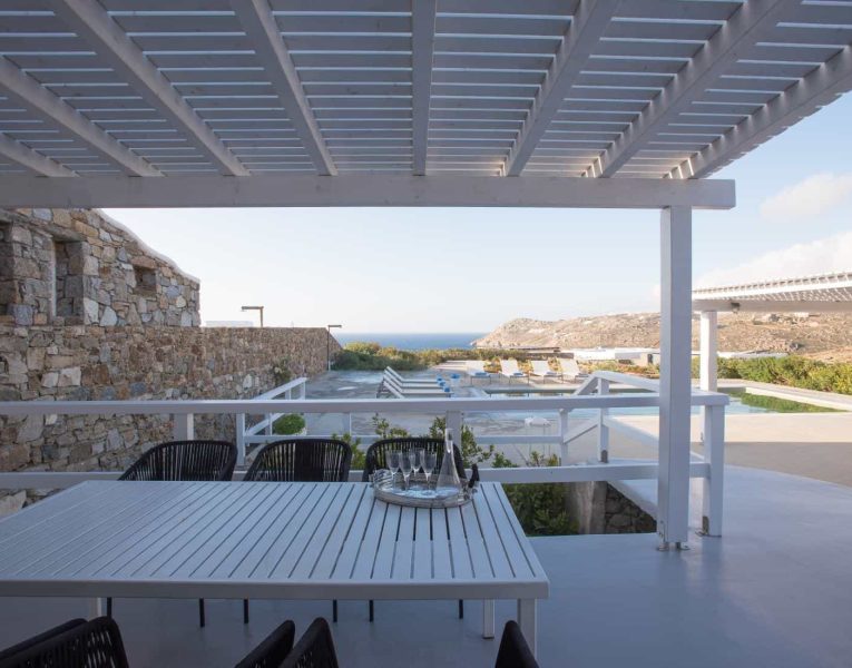 Villa- Olivia-Mykonos-by-Olive-Villa-Rentals-exterior-dining-area