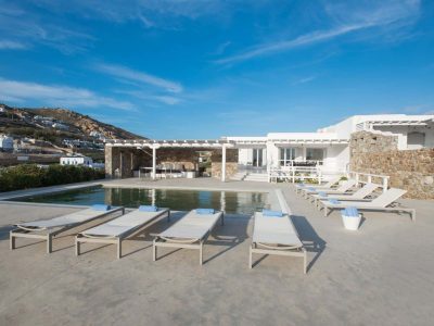 Villa- Olivia-Mykonos-by-Olive-Villa-Rentals-pool-area