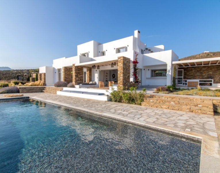 Villa Cassandra in Tinos by Olive Villa Rentals